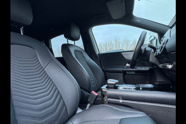 Mercedes-Benz B-Klasse 200d / NAP / 2022