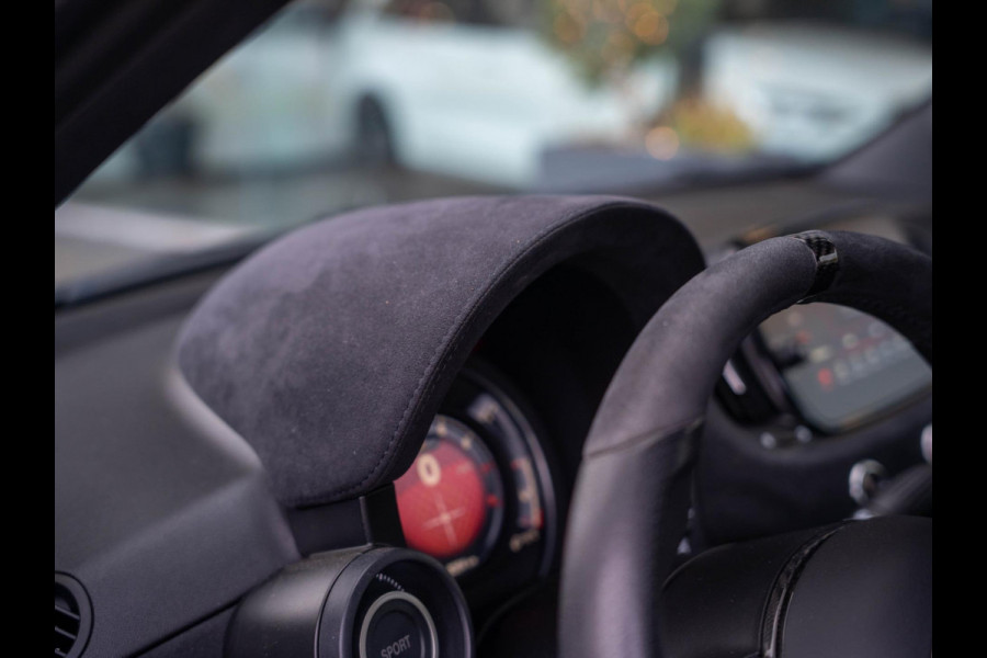 Abarth 595 Competizione 180PK / Alcantara / Bodykit / Carplay / Brembo / Koni / Monza