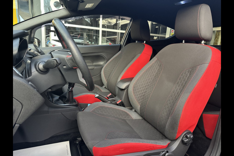 Ford Fiesta 1.0 EcoBoost Black Edition 140-PK / CLIMA / CRUISE / NAVI