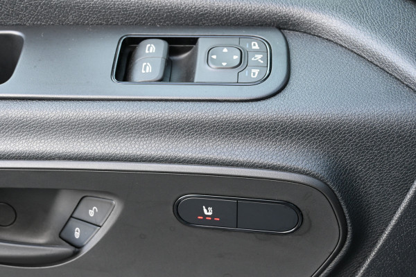 Mercedes-Benz Sprinter 317 CDI L2H2 360 Graden camera, Navigatie, Stoelverwarming