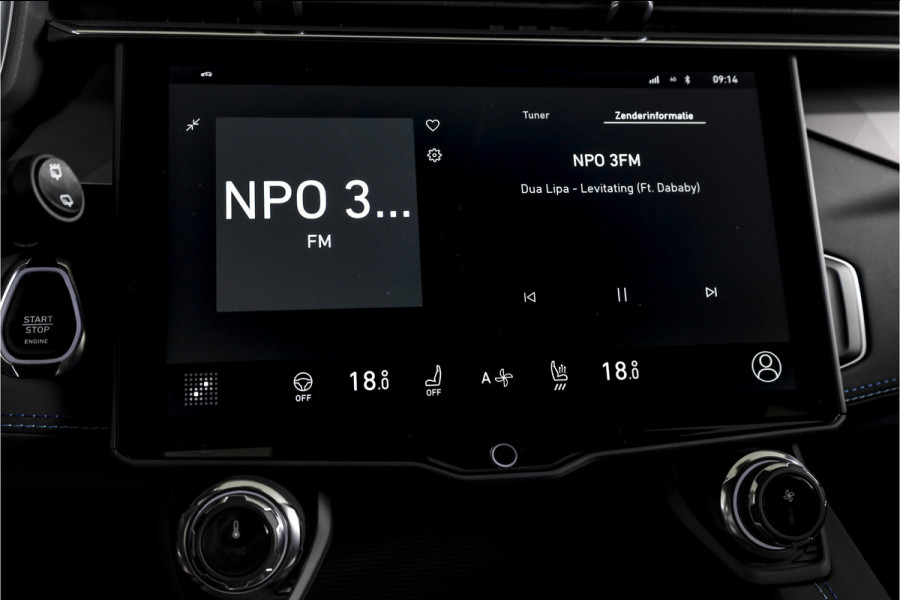 Lynk & Co 01 1.5 PHEV 261PK MY24 | 5x zwart | Donkere hemel | 7.4 kWh Boordlader | Stoel-+Stuurverw. |  360 Camera S/K-panodak | Adapt. Cruise | Memory |  | Elek. klep | LM 20" | 0000