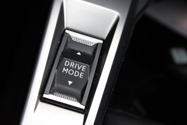 Peugeot 308 SW 1.2 PureTech Allure Pack Business Navi Camera