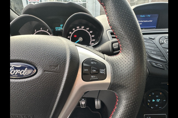 Ford Fiesta 1.0 EcoBoost Black Edition 140-PK / CLIMA / CRUISE / NAVI