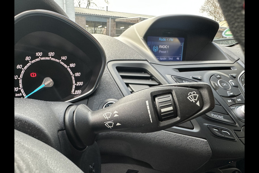 Ford Fiesta 1.0 EcoBoost Black Edition 140-PK / CLIMA / CRUISE / NAVI
