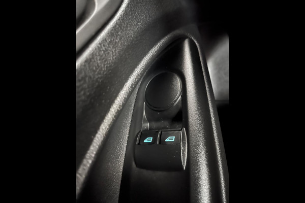 Ford Transit Connect BENZINE 1.0 Ecoboost 100pk L1 Ambiente, Airco, Schuifdeur, Parkeersensors, RIJKLAARPRIJS!