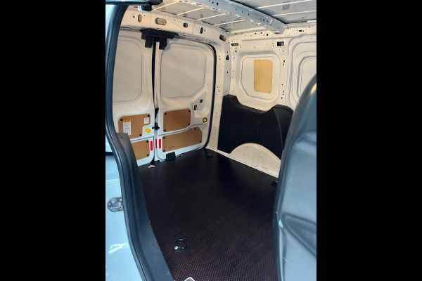 Ford Transit Connect BENZINE 1.0 Ecoboost 100pk L1 Ambiente, Airco, Schuifdeur, Parkeersensors, RIJKLAARPRIJS!