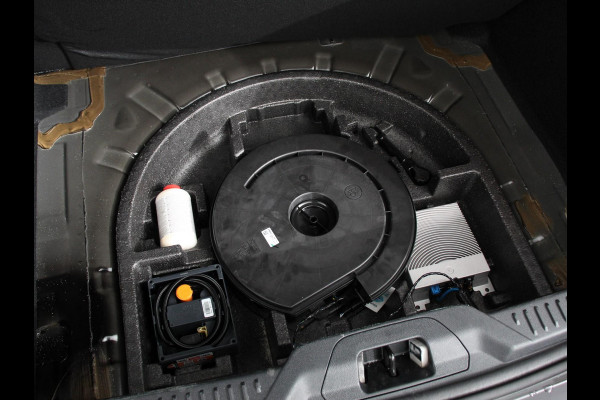 Ford Focus 1.0 EcoBoost 155pk Hybrid Automaat Active X | Navigatie | Apple Carplay/Android Auto | Climate Control | Camera | Parkeer sensoren | B&O | Dab | Led | Lichtmetalen velgen