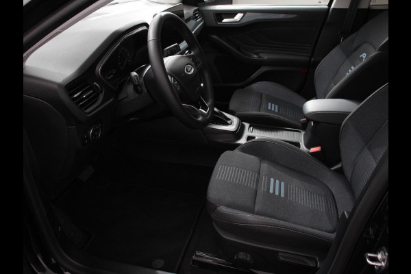 Ford Focus 1.0 EcoBoost 155pk Hybrid Automaat Active X | Navigatie | Apple Carplay/Android Auto | Climate Control | Camera | Parkeer sensoren | B&O | Dab | Led | Lichtmetalen velgen