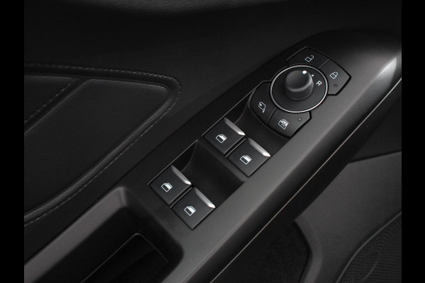 Ford Focus 1.0 EcoBoost 155pk Hybrid Automaat Active X | Navigatie | Apple Carplay/Android Auto | Climate Control | Camera | Parkeer sensoren | B&O | Dab | Led | Lichtmetalen velgen