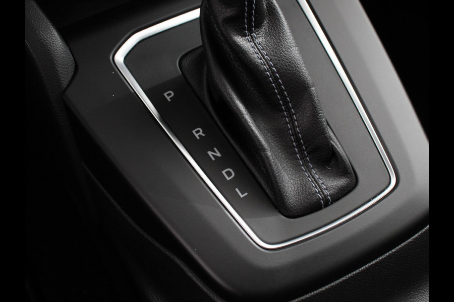 Ford Focus 1.0 EcoBoost 155pk Hybrid Automaat Active X | Navigatie | Apple Carplay/Android Auto | Climate Control | Camera | Parkeer sensoren | B&O | Dab | Led | Lichtmetalen velgen