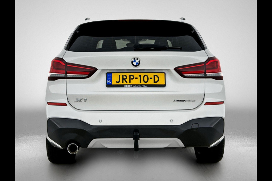 BMW X1 xDrive25e Exe. 221PK M Sport PLUG-In NAV | TREKHAAK | SFEERVERLICHTING