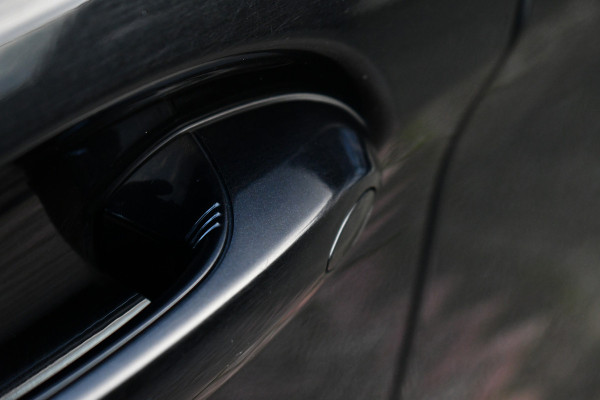 BMW 5 Serie Touring 530e xDrive M-Sport Pano ACC H/K HUD 19inch