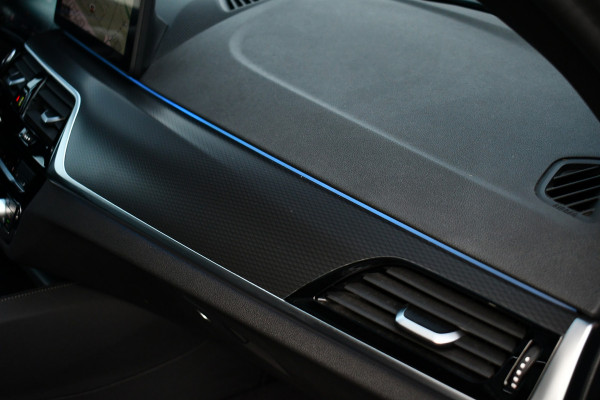 BMW 5 Serie Touring 530e xDrive M-Sport Pano ACC H/K HUD 19inch