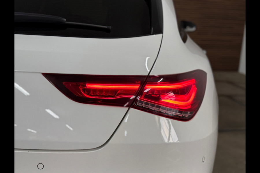 Mercedes-Benz CLA-Klasse Shooting Brake 200 Business Solution + AMG | Pano | Memory | Nightpakket | LED | Keyless | Premium Plus