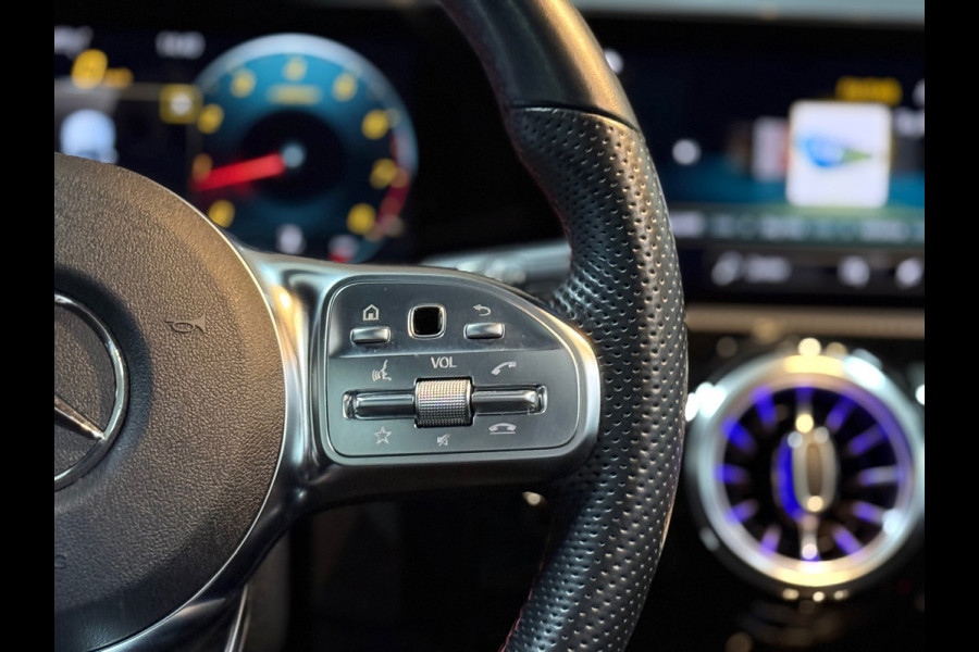 Mercedes-Benz CLA-Klasse Shooting Brake 200 Business Solution + AMG | Pano | Memory | Nightpakket | LED | Keyless | Premium Plus