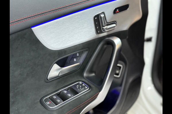 Mercedes-Benz CLA-Klasse Shooting Brake 200 Business Solution + AMG | Pano | Memory | Nightpakket | LED | Keyless | Premium Plus