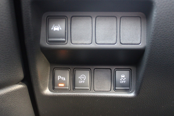Nissan QASHQAI 1.2 Tekna | Cruise control | Leder | Panoramadak | Trekhaak | 360 camera