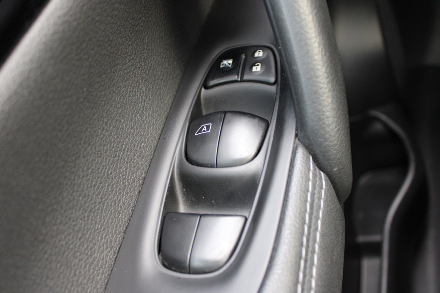 Nissan QASHQAI 1.2 Tekna | Cruise control | Leder | Panoramadak | Trekhaak | 360 camera