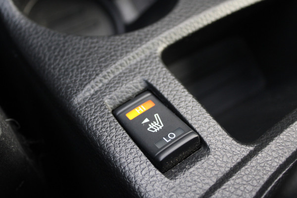 Nissan QASHQAI 1.2 Tekna | Cruise control | Leder | Panoramadak | Trekhaak | 360 camera