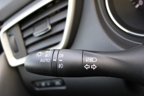 Nissan QASHQAI 1.2 Tekna | Cruise control | Leder | Panoramadak | Trekhaak | 360 camera