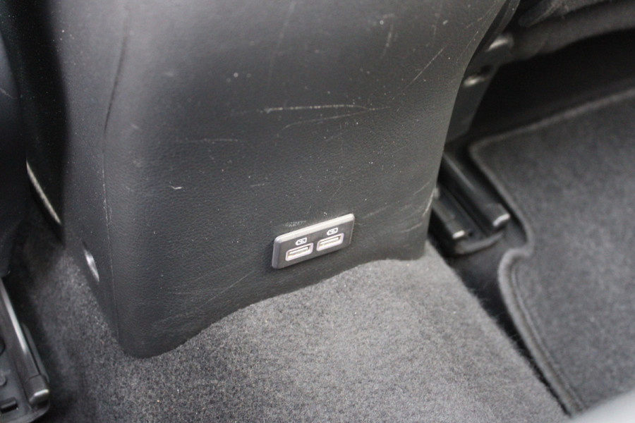 Nissan QASHQAI 1.2 Tekna | Cruise control | Leder | Panoramadak | Trekhaak | 360 camera