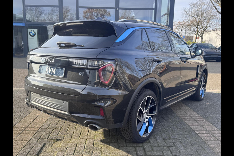 Lynk & Co 01 1.5 VAN: €26.900,- VOOR: €23.770,- UW EINDEJAARSVOORDEEL: €3.130,- |PHEV |FABRIEKSGARANTIE| COMPLETE AUTO| ZWARTE HEMEL| PANO| 360 CAMERA| ELEK. ACHTERKLEP| DODE HOEK|