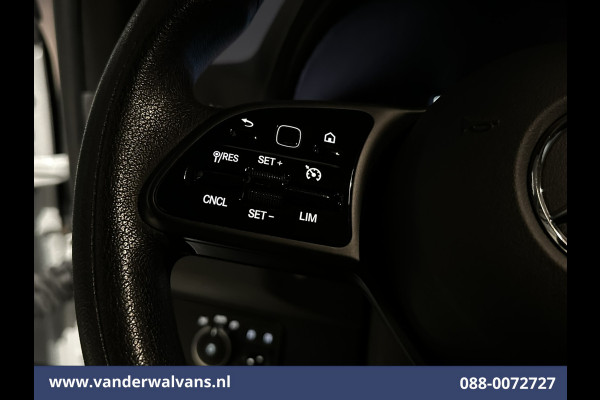 Mercedes-Benz Sprinter 317 CDI 170pk L2H1 Euro6 Airco | Camera | Navigatie | Apple Carplay | Cruisecontrol | Trekhaak | Chauffeursstoel Android Auto, Bijrijdersbank