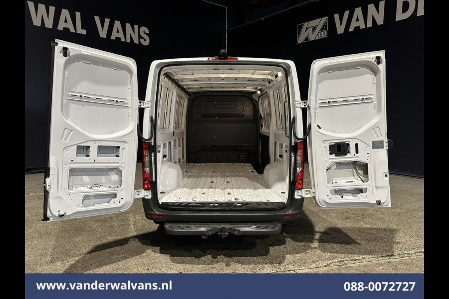 Mercedes-Benz Sprinter 317 CDI 170pk L2H1 Euro6 Airco | Camera | Navigatie | Apple Carplay | Cruisecontrol | Trekhaak | Chauffeursstoel Android Auto, Bijrijdersbank