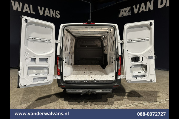 Mercedes-Benz Sprinter 317 CDI 170pk L2H1 Euro6 Airco | Camera | Navigatie | Apple Carplay | Cruisecontrol | Trekhaak | Chauffeursstoel Android Auto, Bijrijdersbank