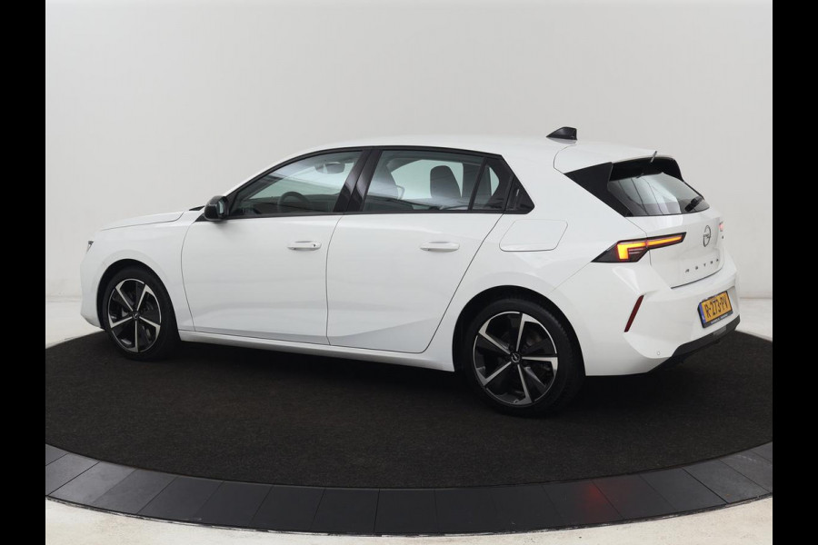 Opel Astra 1.6 Hybrid Edition | Trekhaak | Adaptive cruise | Carplay | Full LED | Parkeerhulp | Digital Cockpit | DAB | Keyless start