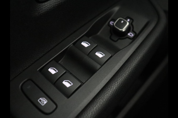 Opel Astra 1.6 Hybrid Edition | Trekhaak | Adaptive cruise | Carplay | Full LED | Parkeerhulp | Digital Cockpit | DAB | Keyless start