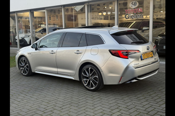 Toyota Corolla Touring Sports 2.0 Hybrid Premium | Panoramadak, JBL, Dodehoekherkenning, Parkeersensoren, Elektrische achterklep, 18 inch