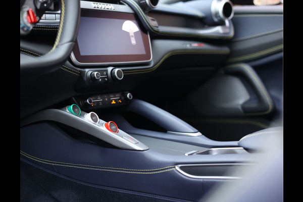 Ferrari GTC4Lusso 6.3 V12 | Atelier - Lift - Camera