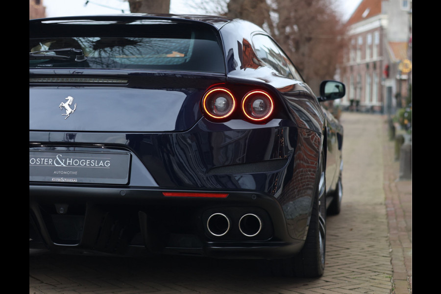 Ferrari GTC4Lusso 6.3 V12 | Atelier - Lift - Camera