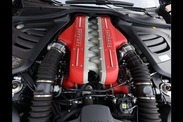 Ferrari GTC4Lusso 6.3 V12 | Atelier - Lift - Camera