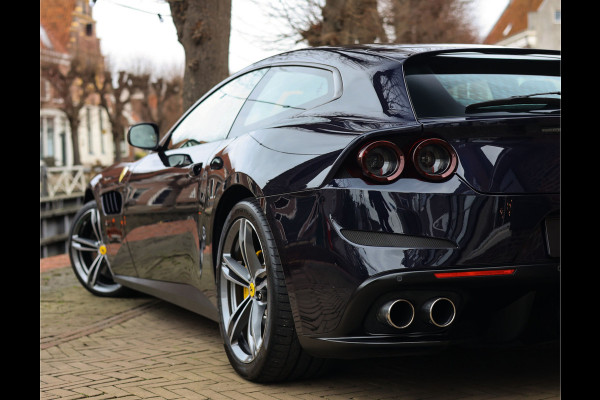 Ferrari GTC4Lusso 6.3 V12 | Atelier - Lift - Camera