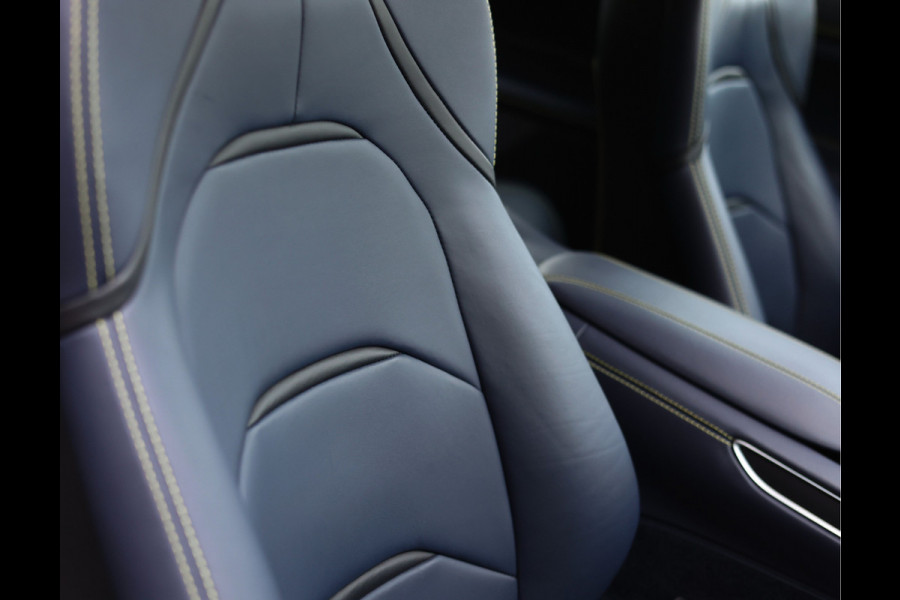 Ferrari GTC4Lusso 6.3 V12 | Atelier - Lift - Camera