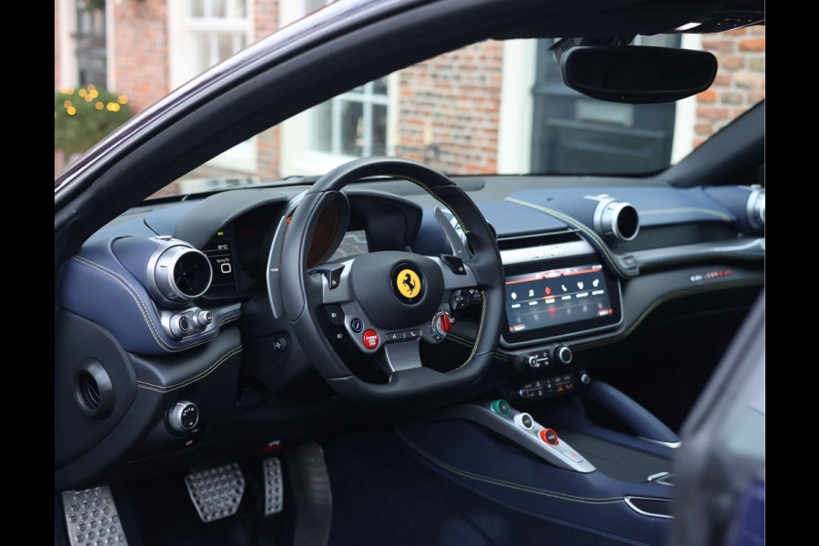 Ferrari GTC4Lusso 6.3 V12 | Atelier - Lift - Camera