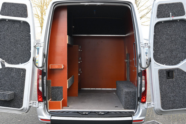 Mercedes-Benz Sprinter 319 CDI 3.0 V6 L2H2 LED, 10.25 MBUX met navigatie en camera