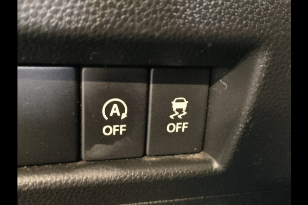 Suzuki Ignis 1.2 Smart Hybrid Comfort + Trekhaak uit 2021 Rijklaar + 12 maanden Bovag-garantie Henk Jongen Auto's in Helmond,  al 50 jaar service zoals 't hoort!