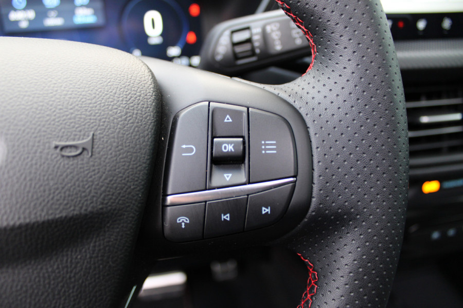 Ford Kuga 2.5 PHEV ST-Line X | Panoramadak | Trekhaak | BLIS | B&O | Full Options