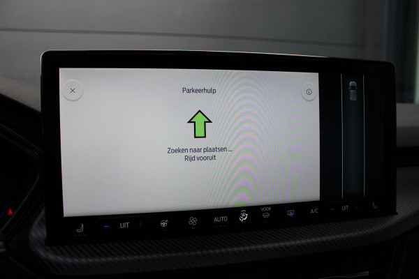 Ford Kuga 2.5 PHEV ST-Line X | Panoramadak | Trekhaak | BLIS | B&O | Full Options