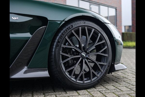 Aston Martin Vantage 5.2 V12 | AM Heritage Green - 1/333