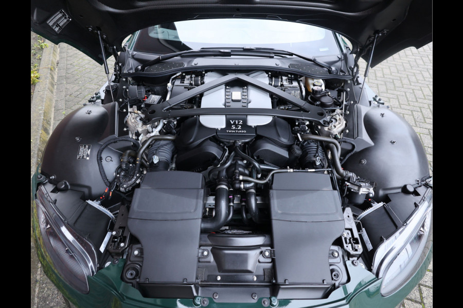 Aston Martin Vantage 5.2 V12 | AM Heritage Green - 1/333
