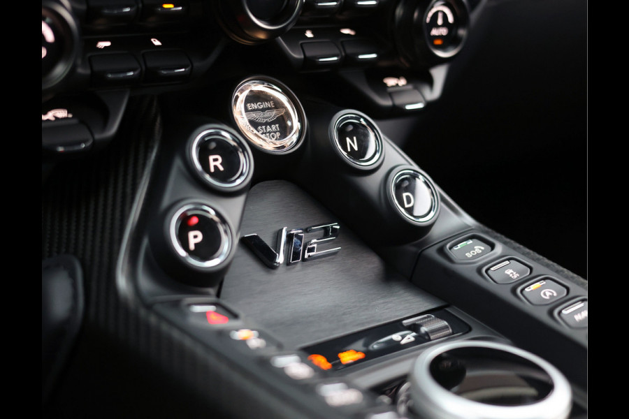 Aston Martin Vantage 5.2 V12 | AM Heritage Green - 1/333