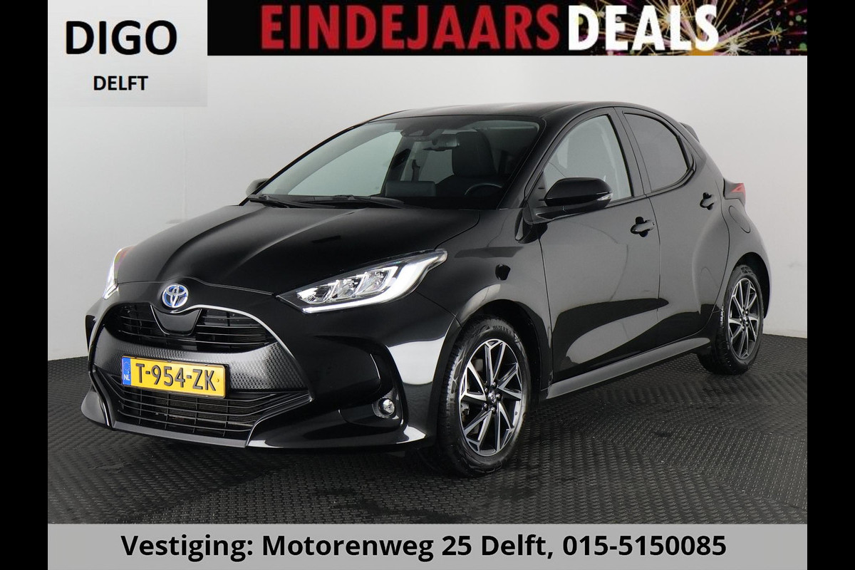 Toyota Yaris 1.5 HYBRID DYNAMIC 1e EIG. GARANTIE 8-2033 AUTOMAAT .CARPLAY NAVIGATIE . CAMERA . STOELVERWARMING . APPLE CARPLAY & ANDROID AUTO.
