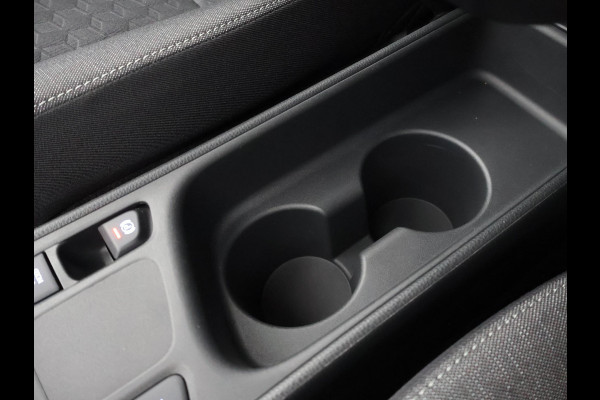 Toyota Yaris 1.5 HYBRID DYNAMIC 1e EIG. GARANTIE 8-2033 AUTOMAAT .CARPLAY NAVIGATIE . CAMERA . STOELVERWARMING . APPLE CARPLAY & ANDROID AUTO.