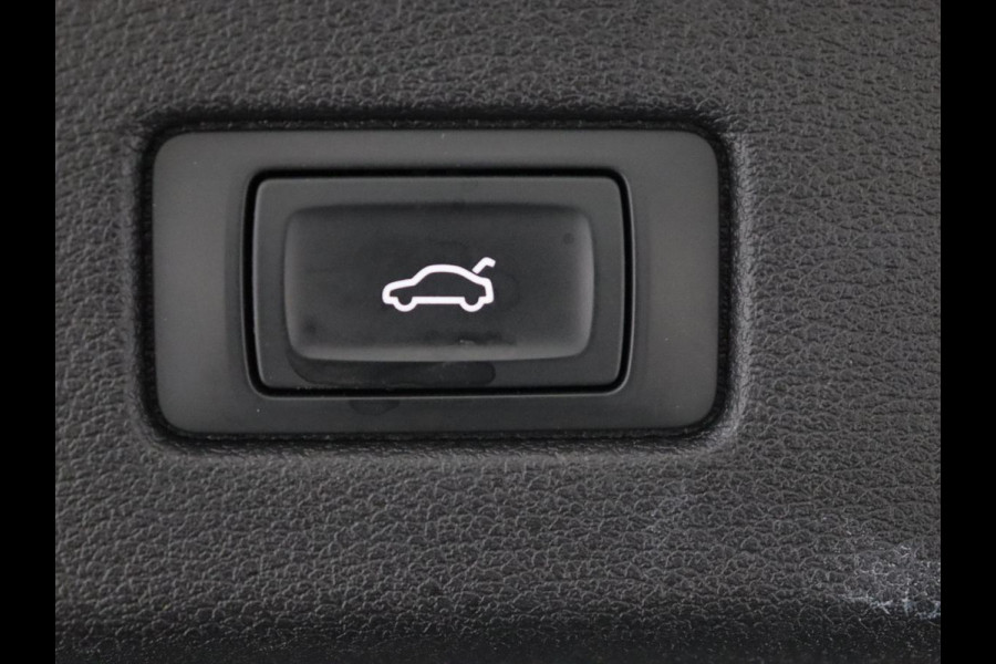 Audi A5 2.0 TFSI S Line | Stoelverwarming | Bang & Olufsen Sound | Sportstoelen | Full LED | Navigatie | Climate control | Cruise control | Half leder | Climate control | Bluetooth | Parkeerhulp