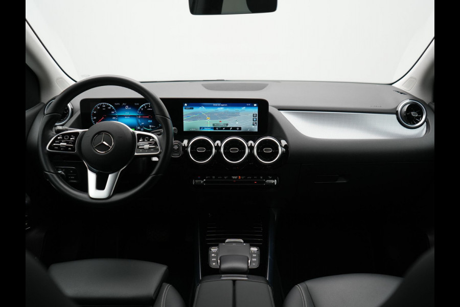 Mercedes-Benz B-Klasse 250 e Luxury Line Plug In Hybrid 218pk Dealer O.H. PHEV | Trekhaak Af Fabriek | Adaptive | 360 Camera | Multi Beam LED | Widescreen Navi | Lederen Sportstoelen | Apple Carplay | Navigatie | DAB |