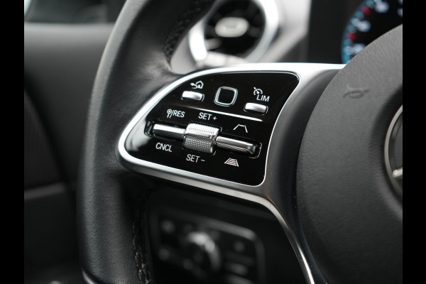 Mercedes-Benz B-Klasse 250 e Luxury Line Plug In Hybrid 218pk Dealer O.H. PHEV | Trekhaak Af Fabriek | Adaptive | 360 Camera | Multi Beam LED | Widescreen Navi | Lederen Sportstoelen | Apple Carplay | Navigatie | DAB |
